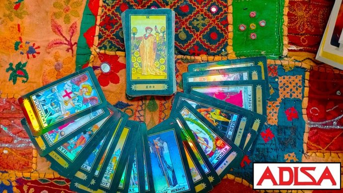 Tarot y Numerología en As Pontes | Adisa | Guía Personalizada